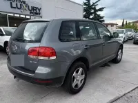 Usata VW Touareg 174 CV (127 kW) 2004 Grigio SUV