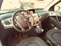 Usata Lancia Ypsilon 75 CV (55 kW) 2011 Bianco Utilitaria