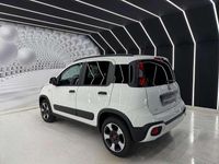 Usata Fiat Panda Cross Cross 69 CV (50 kW) 2023 Bianco e nero Utilitaria
