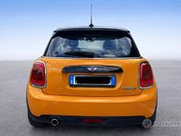 Usata Mini Cooper D Business 116 CV (85 kW) 2015 Arancione Utilitaria