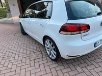 Usata VW Golf VI Highline 105 CV (77 kW) 2010 Bianco Utilitaria