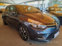 Usata Renault Clio Zen 90 CV (66 kW) 2017 Grigio Utilitaria