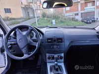 Usata Mercedes C220 Classic 170 CV (125 kW) 2009 Grigio Berlina
