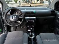 Usata VW Fox 69 CV (50 kW) 2005 Grigio Utilitaria