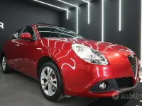 Usata Alfa Romeo Giulietta 140 CV (102 kW) 2011 Rosso Utilitaria