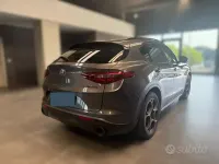 Usata Alfa Romeo Stelvio Executive 179 CV (131 kW) 2019 Grigio SUV