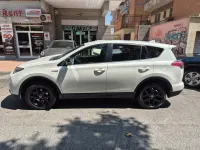 Usata Toyota RAV4 Hybrid Style 154 CV (113 kW) 2018 Bianco SUV
