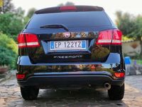 Usata Fiat Freemont Urban 140 CV (102 kW) 2013 Nero SUV