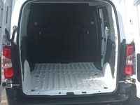 Usata Citroën Berlingo 102 CV (75 kW) 2020 Bianco Monovolume