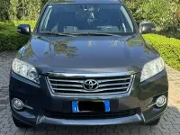 Usata Toyota RAV4 Luxury 150 CV (110 kW) 2011 SUV
