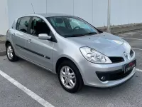 Usata Renault Clio II LE 75 CV (55 kW) 2007 Grigio Berlina