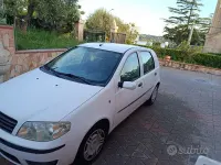 Usata Fiat Punto 69 CV (50 kW) 2006 Bianco Utilitaria