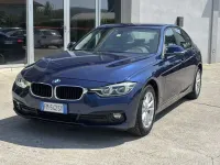 Usata BMW 320 Advantage 190 CV (139 kW) 2017 Blu/azzurro Berlina