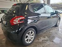 Usata Peugeot 208 Access 82 CV (60 kW) 2013 Nero Utilitaria