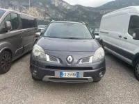 Usata Renault Koleos Luxe 150 CV (110 kW) 2011 Grigio SUV
