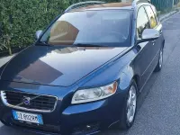 Usata Volvo V50 109 CV (80 kW) 2010 Blu/azzurro Station wagon