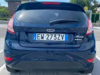 Usata Ford Fiesta 97 CV (71 kW) 2014 Bluazzurro Utilitaria