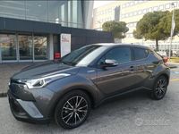 Usata Toyota C-HR 116 CV (85 kW) 2018 Grigio SUV