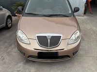 Usata Lancia Ypsilon 60 CV (44 kW) 2007 Marrone Utilitaria