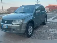 Usata Suzuki Grand Vitara 129 CV (94 kW) 2006 Grigio SUV