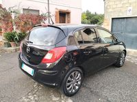 Usata Opel Corsa Edition 95 CV (69 kW) 2010 Nero Berlina