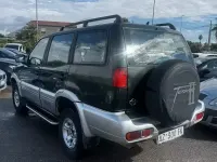 Usata Nissan Terrano SE 125 CV (91 kW) 1998 Verde SUV
