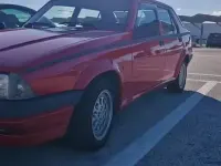 Käytetty Alfa Romeo 75 148 HP (108 kW) 1989 Punainen Sedan