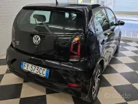 Usata VW up! Move 60 CV (44 kW) 2019 Nero Utilitaria