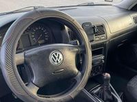 Usata VW Golf IV 90 CV (66 kW) 2001 Argento Berlina