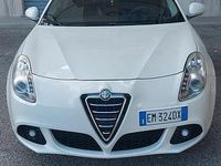 Usata Alfa Romeo Giulietta 109 CV (80 kW) 2012 Bianco Utilitaria