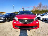 Begagnad Smart ForFour 71 HK (52 kW) 2016 Röd Halvkombi