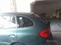 Usata Kia Rio 75 CV (55 kW) 2003 Verde Station wagon