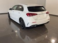 Usata Mercedes A180 AMG line 136 CV (100 kW) 2022 Bianco pastello Utilitaria
