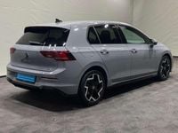 Usata VW Golf VIII R-line 150 CV (110 kW) 2025 Grigio Utilitaria