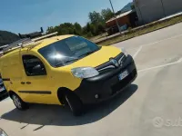 Usata Renault Kangoo 110 CV (80 kW) 2019 Giallo Monovolume