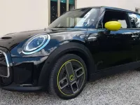 Usata Mini Cooper SE 75 kW (102 CV) 2022 Nero Utilitaria