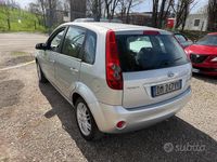 Usata Ford Fiesta Ghia 68 CV (50 kW) 2007 Other Utilitaria