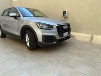 Usata Audi Q2 116 CV (85 kW) 2019 Argento SUV