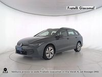 Usata VW Golf VIII Life 116 CV (85 kW) 2024 Gray Station wagon