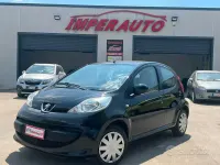 Usata Peugeot 107 68 CV (50 kW) 2006 Nero Utilitaria