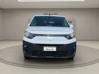 Usata Fiat Doblò 102 CV (75 kW) 2024 Bianco met Monovolume