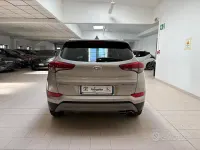 Usata Hyundai Tucson Xpossible 185 CV (136 kW) 2016 Grigio SUV