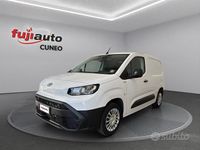 Usado Toyota Proace City City 102 CV (75 kW) 2024 Blanco Monovolumen