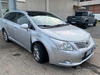 Usata Toyota Avensis 150 CV (110 kW) 2009 Grigio Station wagon