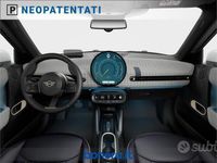 Nuova Mini Cooper SE Favoured 160 kW (218 CV) 2025 Melting silver iii Utilitaria