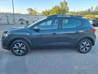 Usata Dacia Sandero Expression 91 CV (66 kW) 2023 Grigio Berlina