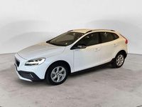 Usata Volvo V40 120 CV (88 kW) 2018 Bianco Utilitaria