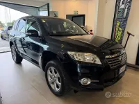 Usata Toyota RAV4 150 CV (110 kW) 2011 Grigio SUV