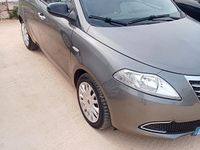 Usata Lancia Ypsilon 95 CV (69 kW) 2013 Grigio Utilitaria