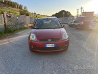 Usata Ford Fiesta Ghia 74 CV (54 kW) 2008 Rosso Utilitaria